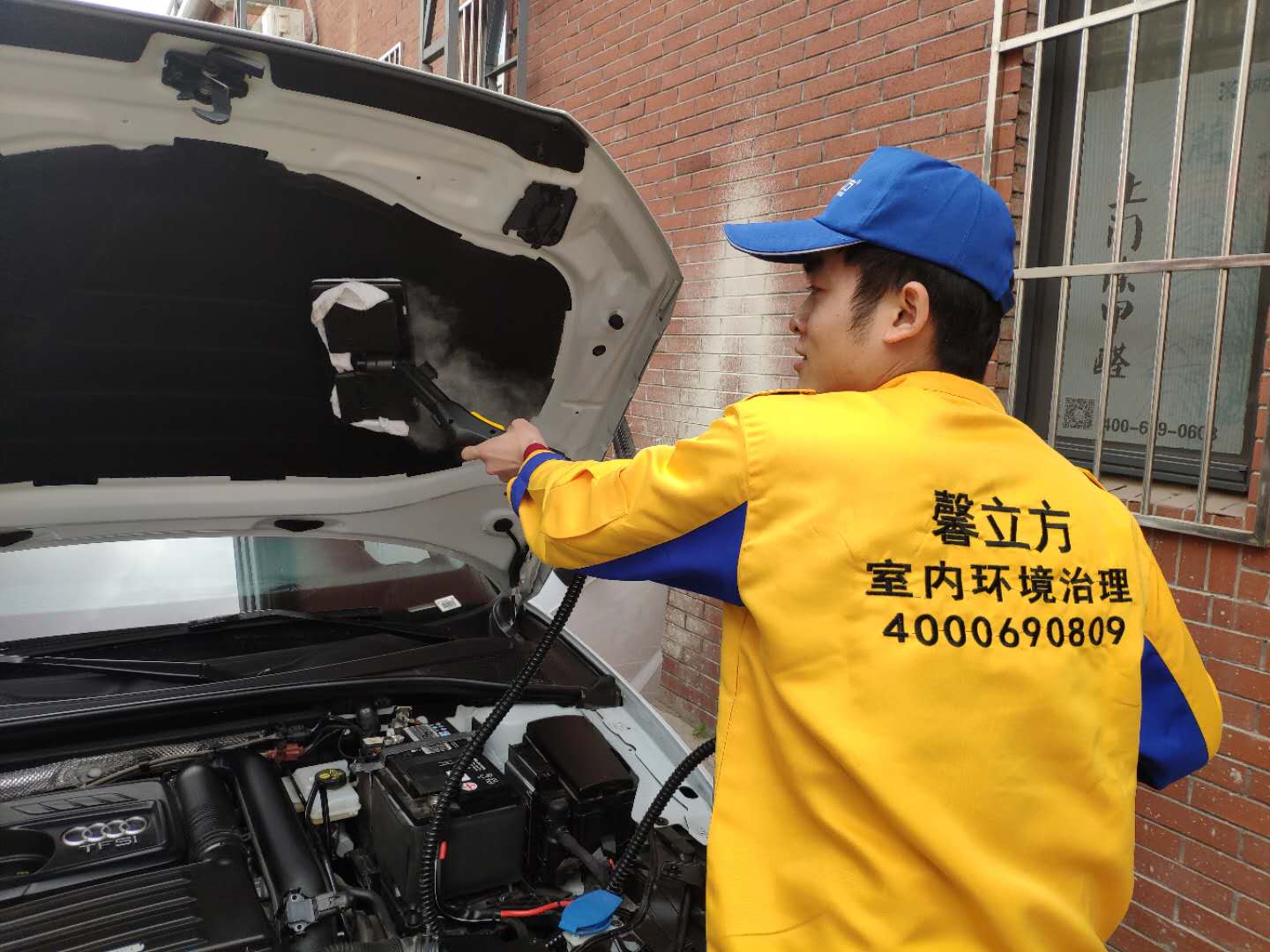 汽车除甲醛除味现场