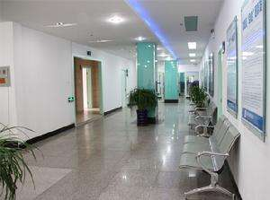 疫情期间难免头疼脑热，去医院看小病我们要注意什么？